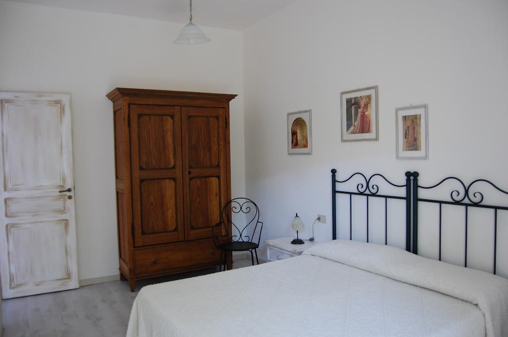 Andrea E Valentina Bed & Breakfast S'Archittu Oda fotoğraf